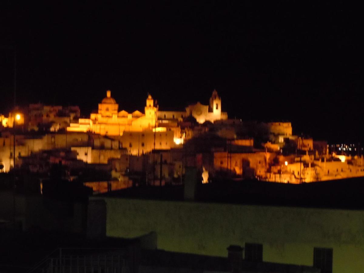 Casa Josephina - Three Level Stone Home With Balcony, 2 Roof Terraces & Sea Views Ostuni Exterior photo